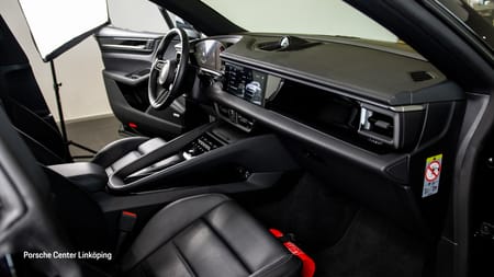 Porsche Macan 4 - Leasebar / VAT