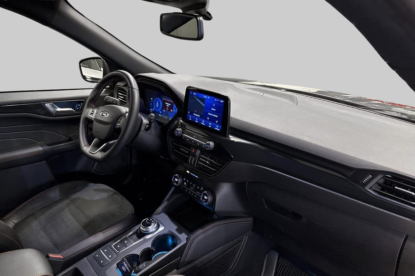 Bild 4 av Ford Kuga Plug-In Hybrid ST-Line X B&O Cockpit Kamera Drag