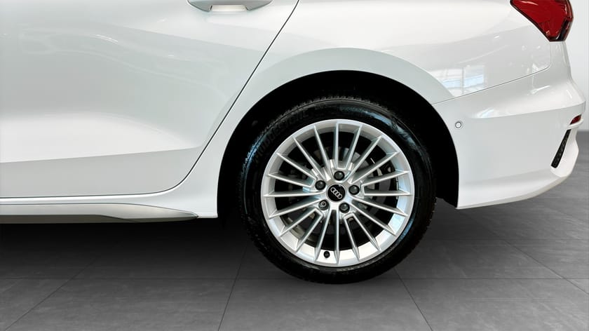 Bild 5 av Audi A3 Sedan 35 TFSI Proline advanced 150 hk S tronic