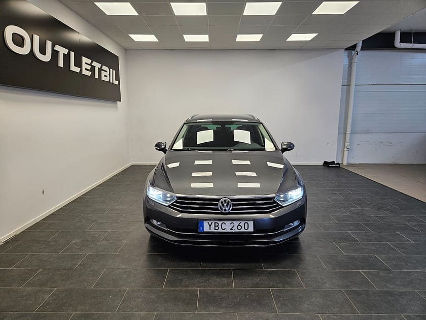 Bild 4 av Volkswagen Passat Sportscombi 2.0 TDI 150hk Automat Backkamera Drag