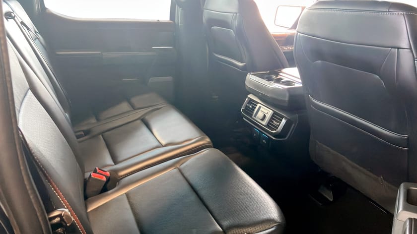 Bild 5 av Ford F-150 SuperCrew Lariat 4X4 5.0 V8 406hk AUT | Dragkrok
