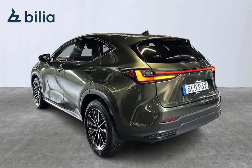 Bild 3 av Lexus NX 350h AWD Executive 360° Skinn Carplay Moms