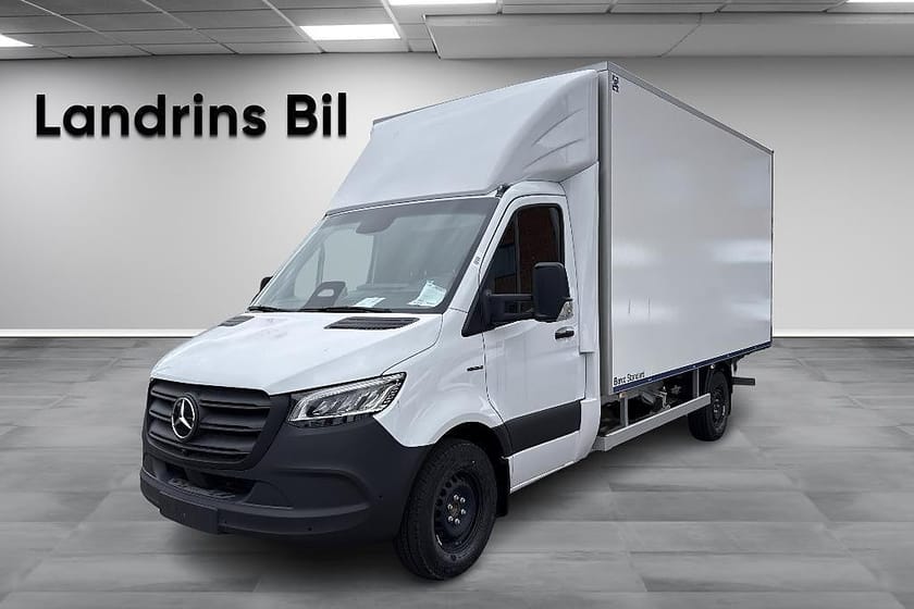 Bild 1 av Mercedes-Benz eSprinter 420 Chassi 81 kWh Volymskåp omgående leverans
