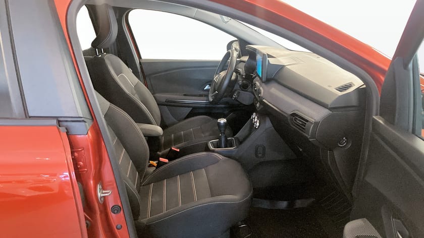 Bild 3 av Dacia Jogger 7-sätes 7-SITS 1.0 TCE 110HK DRAG