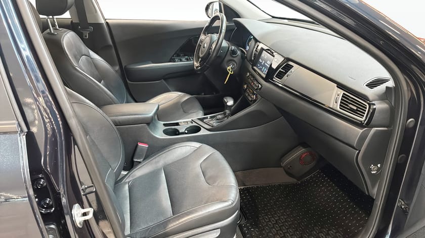Bild 3 av Kia Niro Hybrid Advance Plus | Dragkrok |