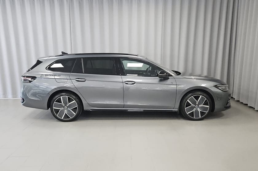 Bild 5 av Volkswagen Passat Variant eHybrid R-Line Black 1.5 TSI 272HK  Drag