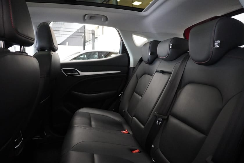 Bild 5 av MG ZS EV Long Range Luxury Pano Kamera