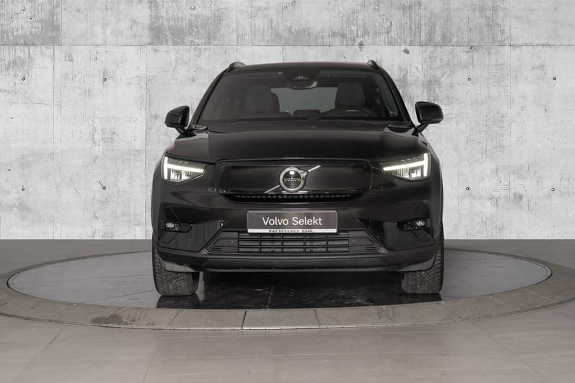 Bilde 3 av Volvo XC40 Recharge Twin 408 hk Plus. Varmepumpe/Google maps/Krok/Adaptiv CC