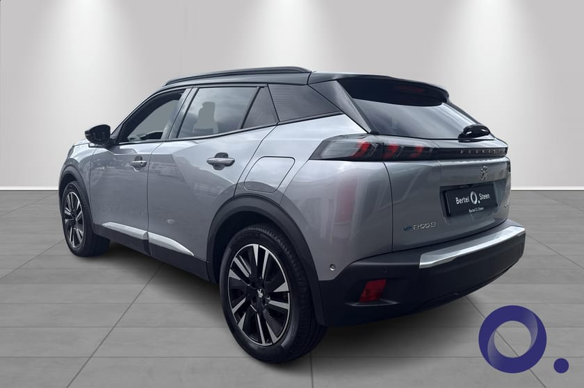 Bilde 3 av Peugeot e-2008 GT Pack 136 hk