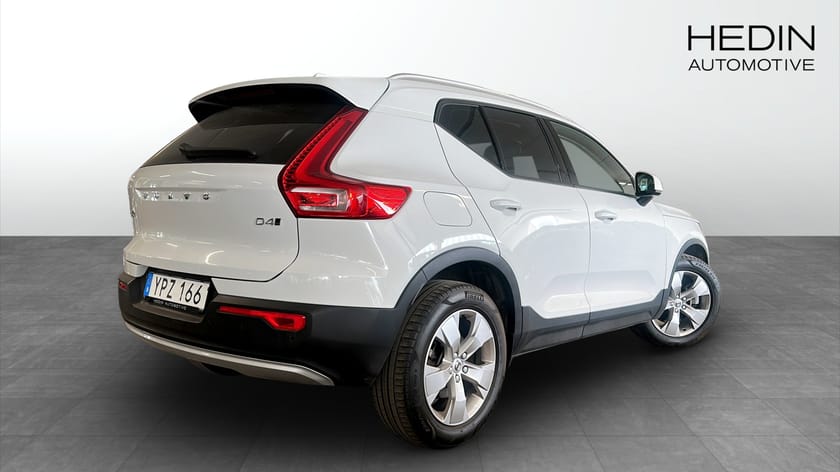 Bild 2 av Volvo XC40 D4 AWD Momentum Värmare Keyless