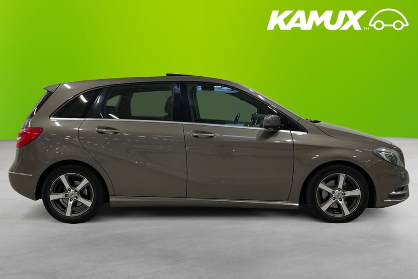 Bild 2 av Mercedes-Benz B 180 CDI BE BlueEFFICIENCY 7G-DCT 109 hk Taklucka Dragkrok