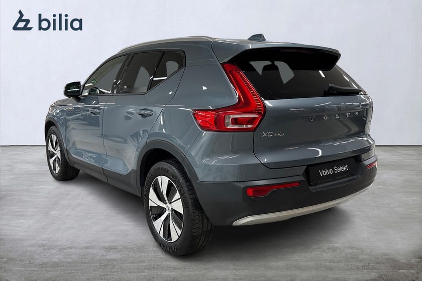 Bild 2 av Volvo XC40 T4 AWD Momentum Advanced Edition