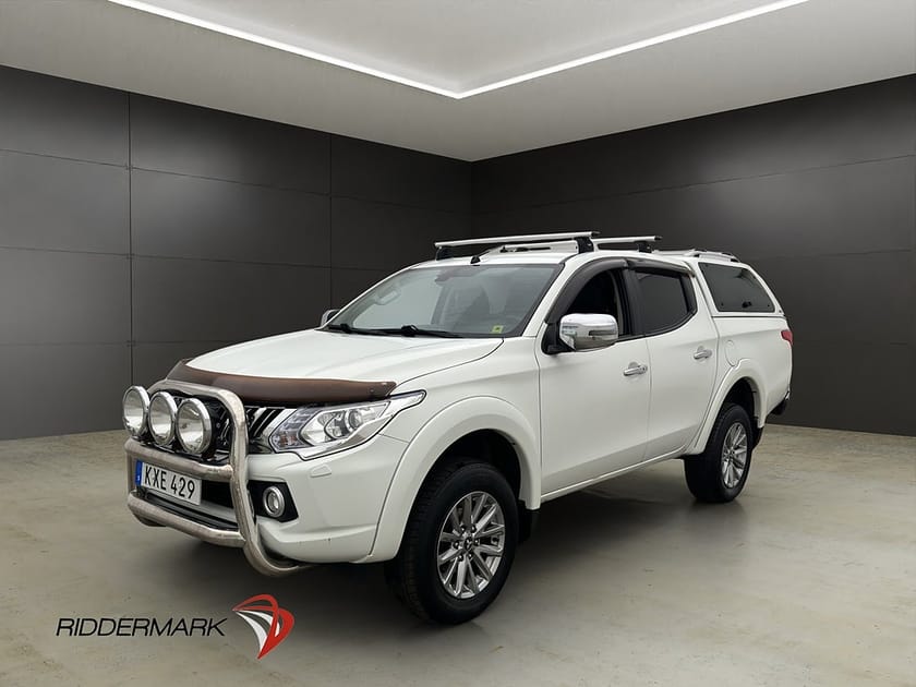 Bild 3 av Mitsubishi L200 Dubbelhytt 2.4 4WD Värmare Dragkrok B-Kamera Skinn Kåpa