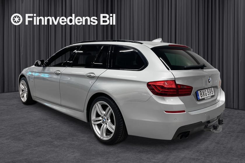 Bild 2 av BMW 520d xDrive Touring Steptronic *M-Sport/V-hjul/Pano/H&K*SE SPEC*
