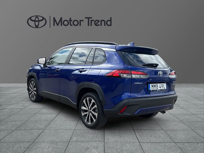 Bild 2 av Toyota Corolla Cross Hybrid AWD-i 2,0 AWD STYLE PLUSPAKET | BACKKAMERA | KEYLESS | APPLE CARPLAY |