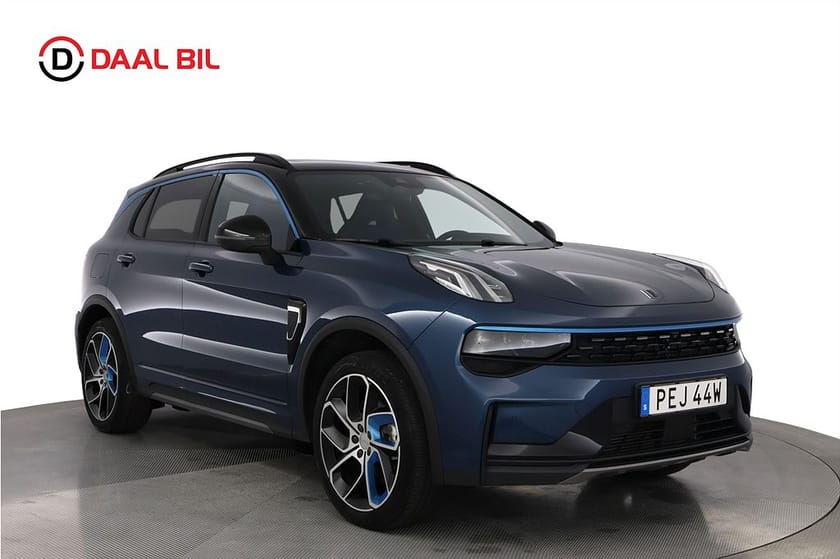 Bild 3 av Lynk & Co 01 PHEV DCT 261HK 17,6kWh INFINITY® PANORAMA 3D-VIEW NFC