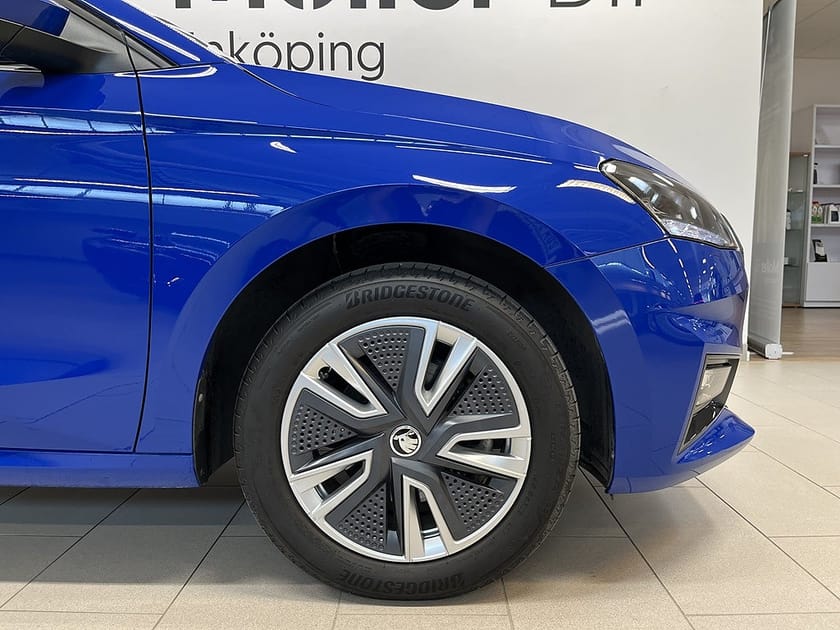 Bild 4 av Škoda Fabia Skoda 1,0 TSI Style I Carplay I Farthållare