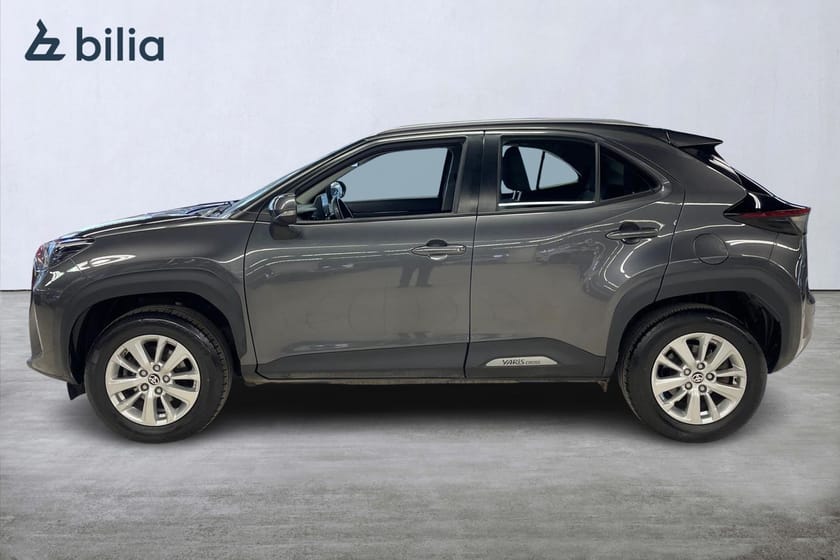 Bild 3 av Toyota Yaris Cross Hybrid AWD-i 1,5 ACTIVE P-SENSORER DRAG