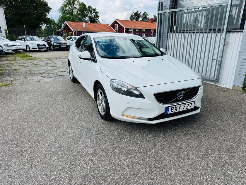Bild 1 av Volvo V40 T3 150HK BUSINESS / DRAG / VÄRMARE