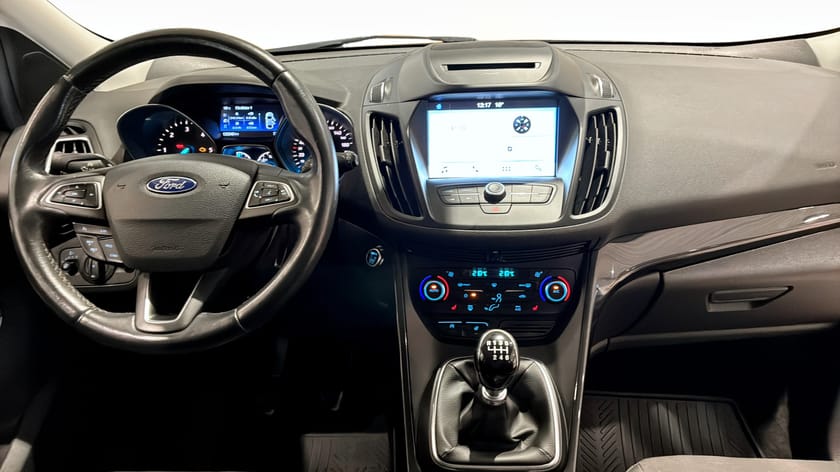 Bild 4 av Ford Kuga Kamera/ Ny kamrem / 1 ägare