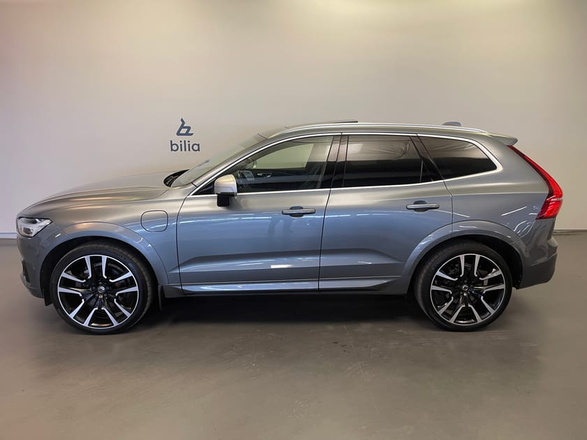 Bild 2 av Volvo XC60 T8 AWD R-Design / Bower & Wilkins / Tonade rutor /