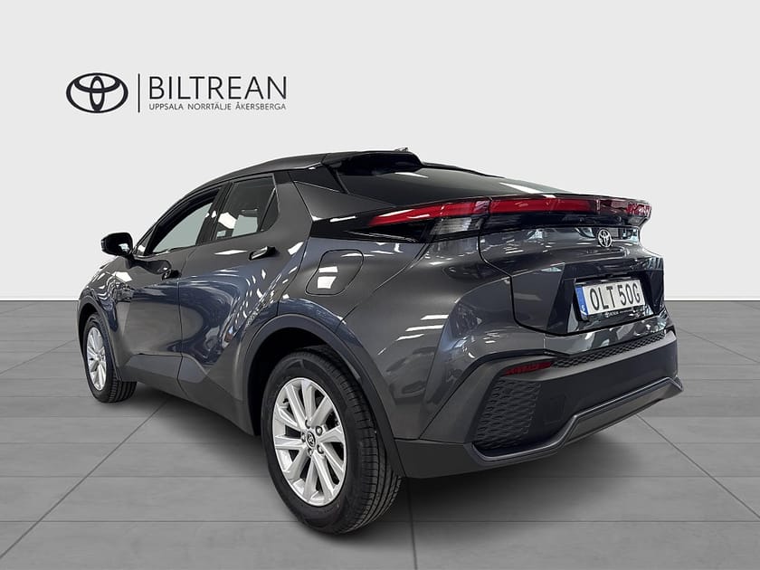 Bild 2 av Toyota C-HR PHEV LADDHYBRID FWD ACTIVE INKL VINTERHJUL - KAMPANJPRIS