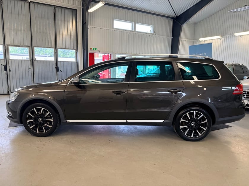 Bild 3 av Volkswagen Passat Alltrack 2.0 TDI 4Motion, NY BES,NY KAM, Drag,*Värmare*