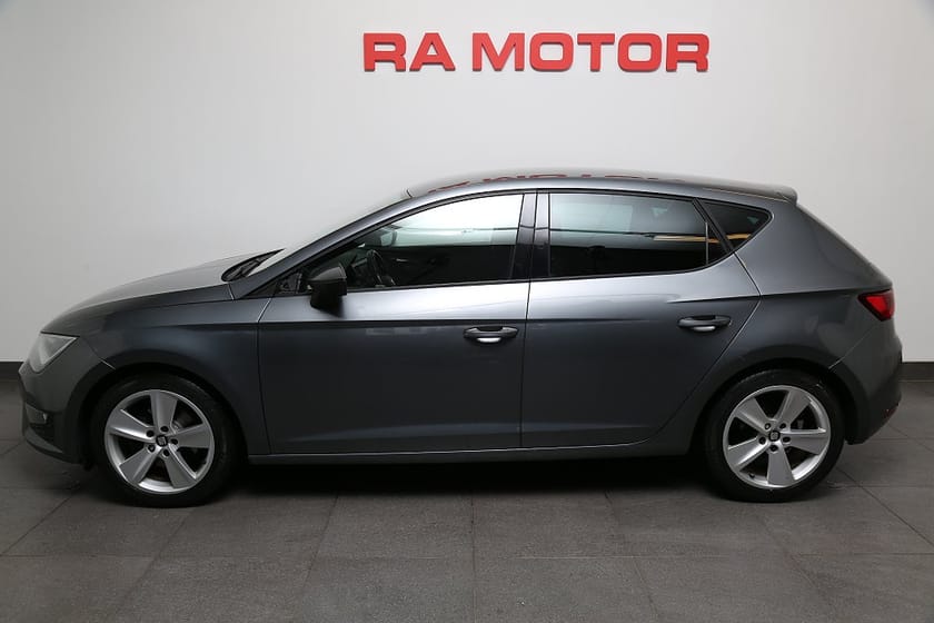 Bild 4 av SEAT Leon 1,4 TSI FR 140hk 5d ParkPilot Navi