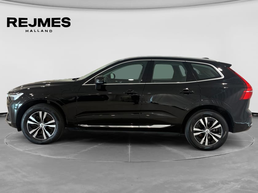 Bild 3 av Volvo XC60 Recharge T6 Core Edition | Dragkrok |