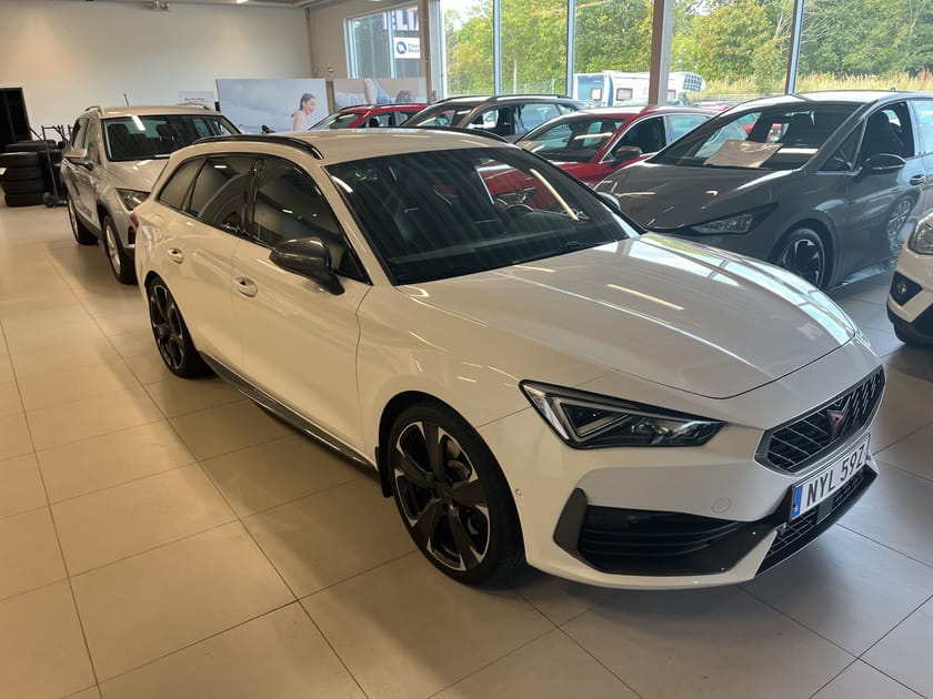 Bild 4 av CUPRA Leon Sportstourer e-Hybrid VZ 245hk