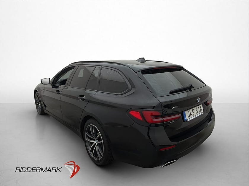Bild 5 av BMW 530e xDrive Touring 292hk Kamera Navi CarPlay Ambient