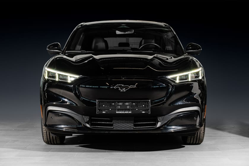 Bilde 3 av Ford Mustang Mach-E Long Range AWD First Edition 540km Krok Forvarming App Acc Pano
