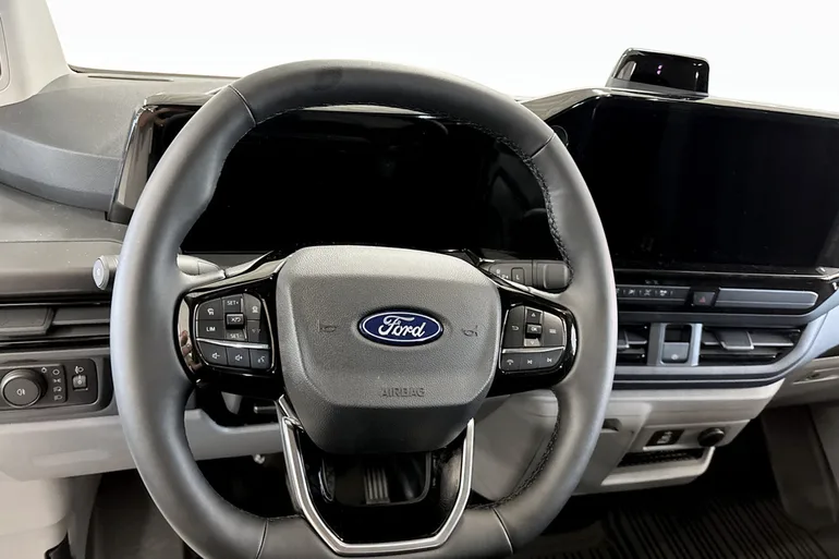 Ford Transit Custom 82.5 kWh AWD