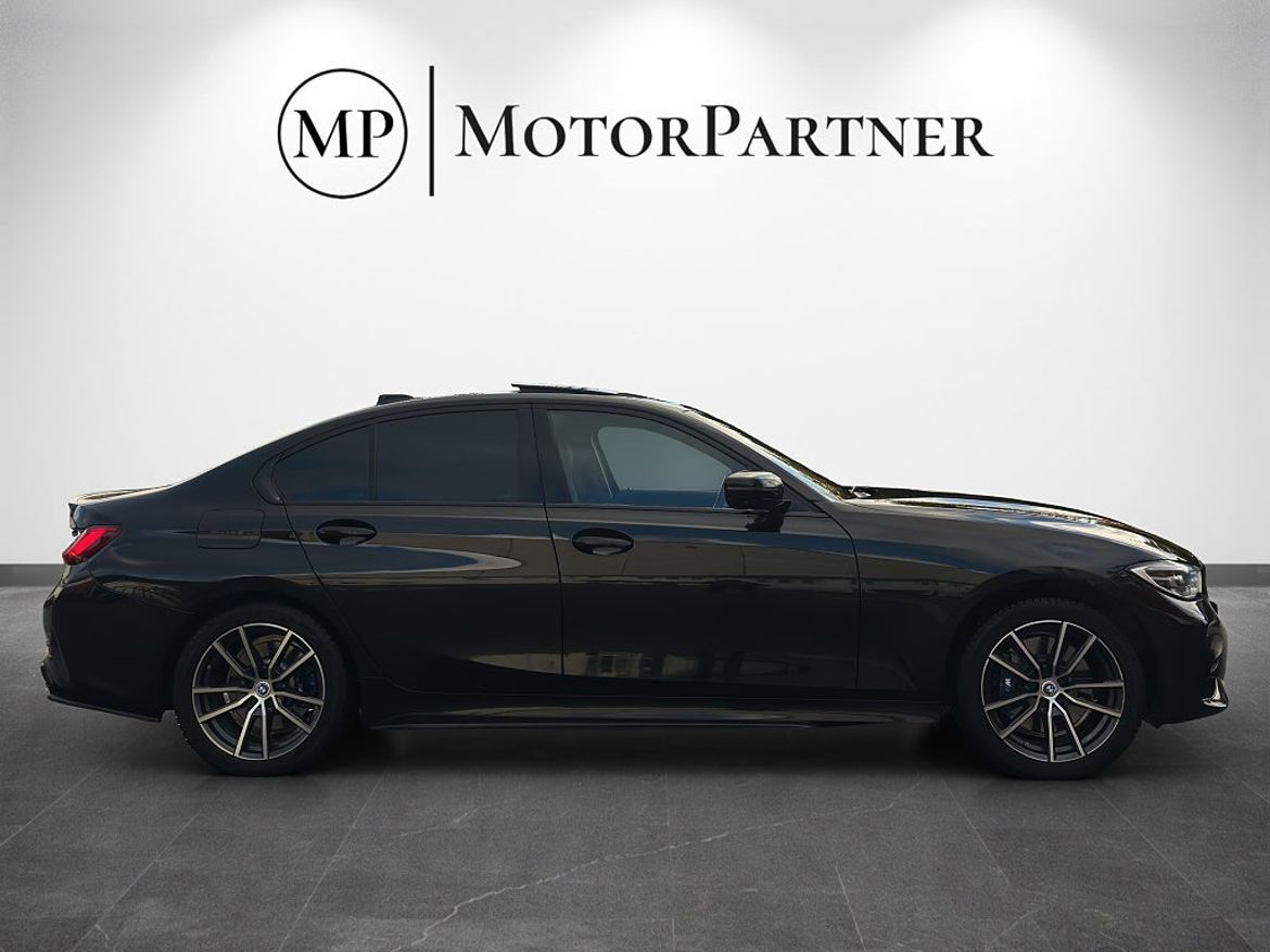 BMW 3-serie, bild 9 av 23