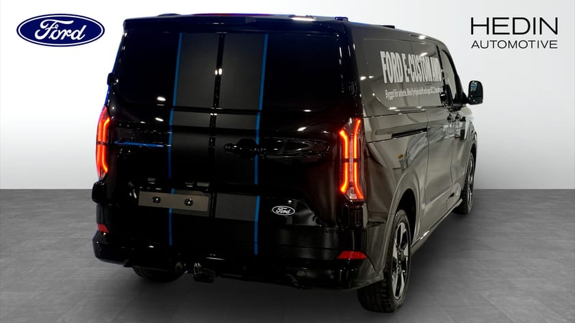Bild 2 av Ford E-Transit Custom 340 AWD Skåp Sport 340L 218h Automat Demobil