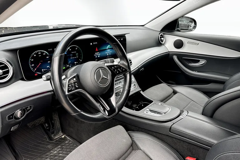 Mercedes-Benz E 300 T de 4MATIC