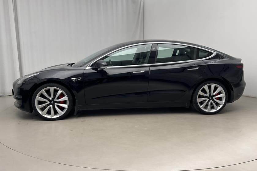 Bild 2 av Tesla Model 3 Performance 