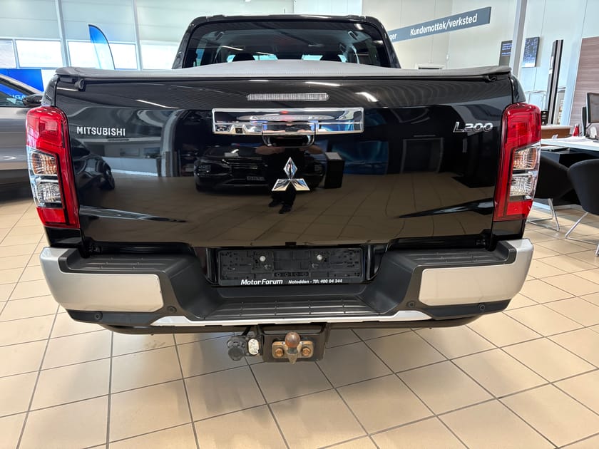 Bilde 3 av Mitsubishi L200 Dobbelcab med 4WD og over 3 tonns hengervekt