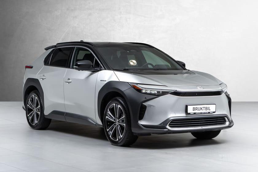 Bilde 1 av Toyota bZ4X Executive-Glasstak-Skinn