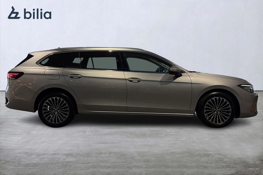 Bild 4 av Volkswagen Passat Variant eHybrid Elegance 1.5 TSI Värm Drag 272HK