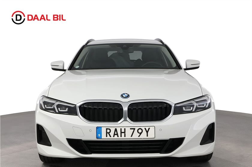 Bild 2 av BMW 330e xDrive Touring 292HK DRAG HI-FI P-VÄRM NAVI 3-ZON