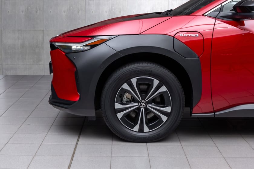 Bilde 3 av Toyota bZ4X AWD Executive