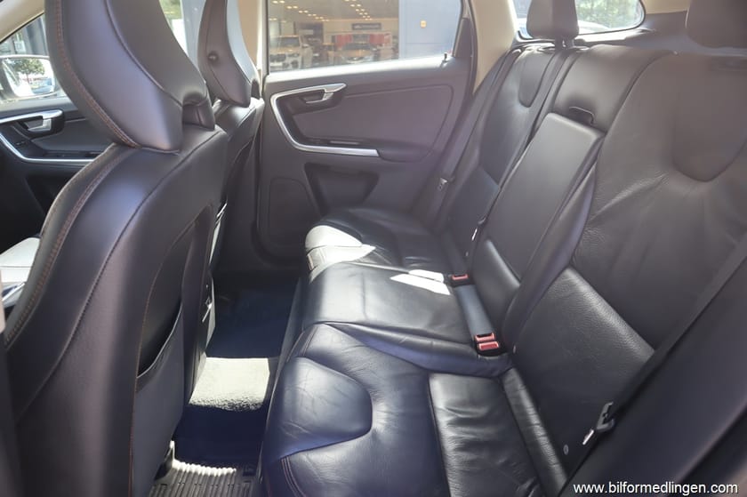 Bild 5 av Volvo XC60 D3 163hk Automat Skinn Bluetooth Svensksåld
