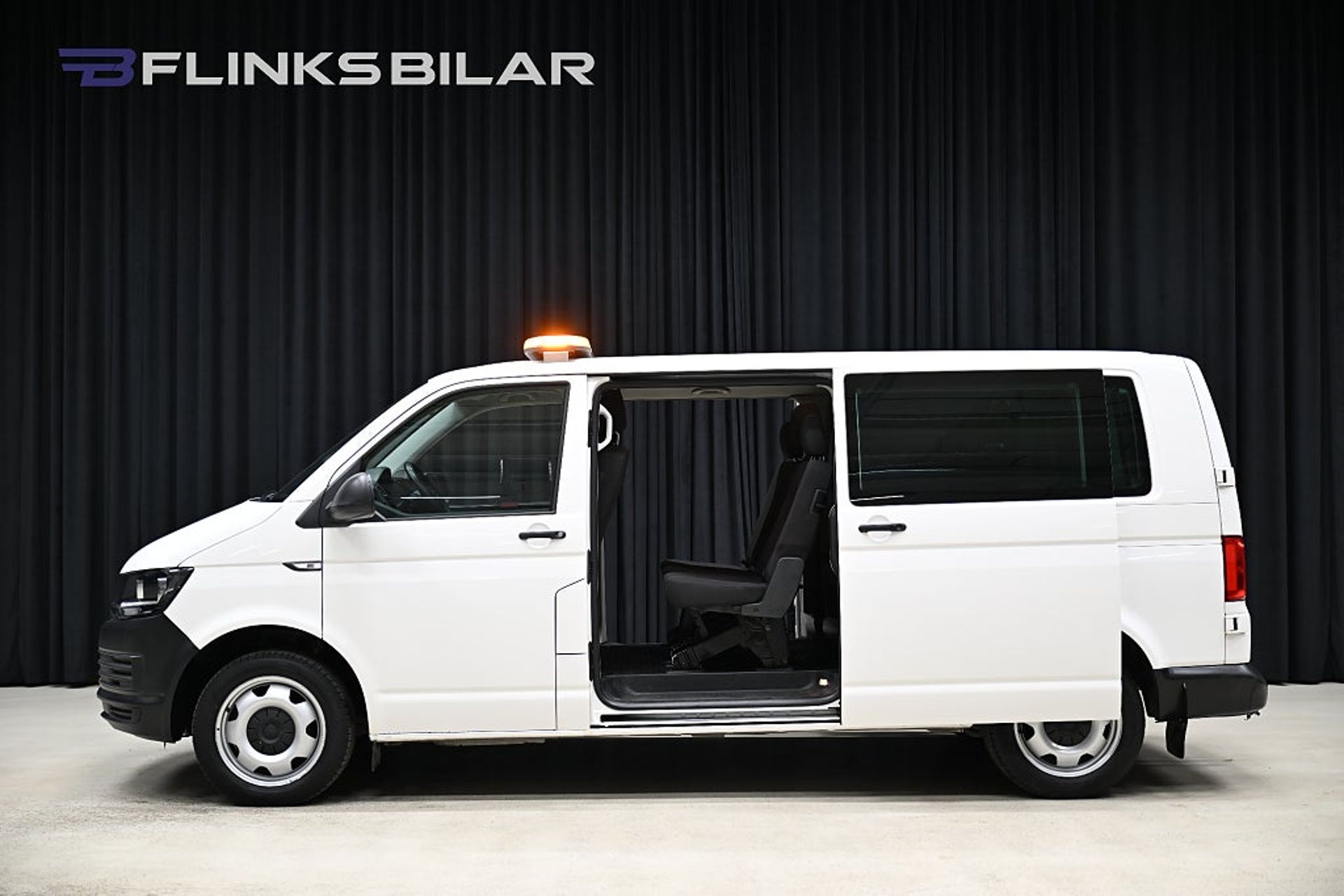 Volkswagen Caravelle 2018, bild 5/10