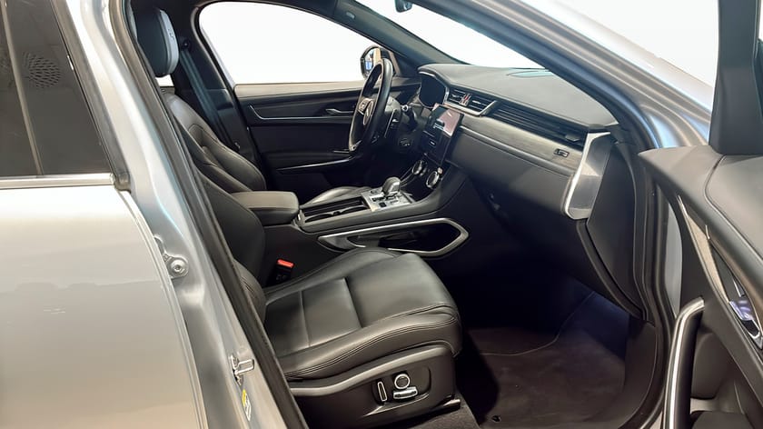 Bild 3 av Jaguar F-Pace P400e PHEV Automatic 404hp