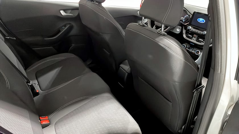 Bild 5 av Ford Fiesta 1.0 95hk Titanium AC Rattvärme Farthållare