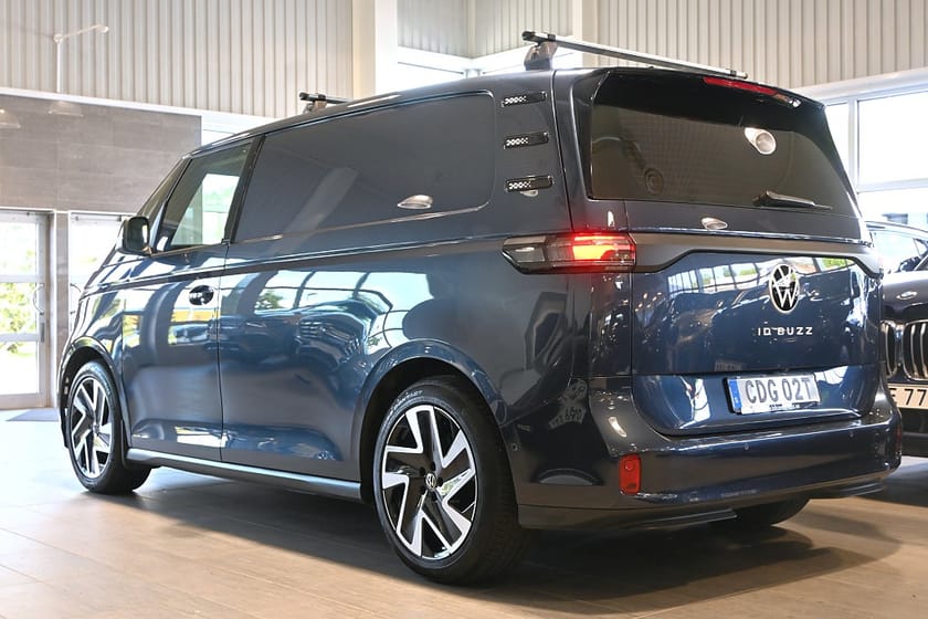 Bild 3 av Volkswagen ID. Buzz Cargo ID.BUZZ 82 kWh Drag B-Kamera MOMS