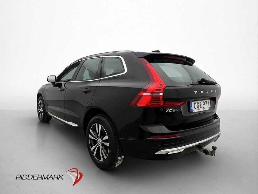 Bild 5 av Volvo XC60 Recharge T6 AWD Core Edt Pano Kamera Värmare Drag