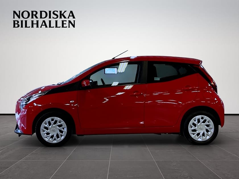 Bild 4 av Toyota Aygo 5-dörrar 1.0 VVT-i X-PLAY Apple Car Värmare Backkamera
