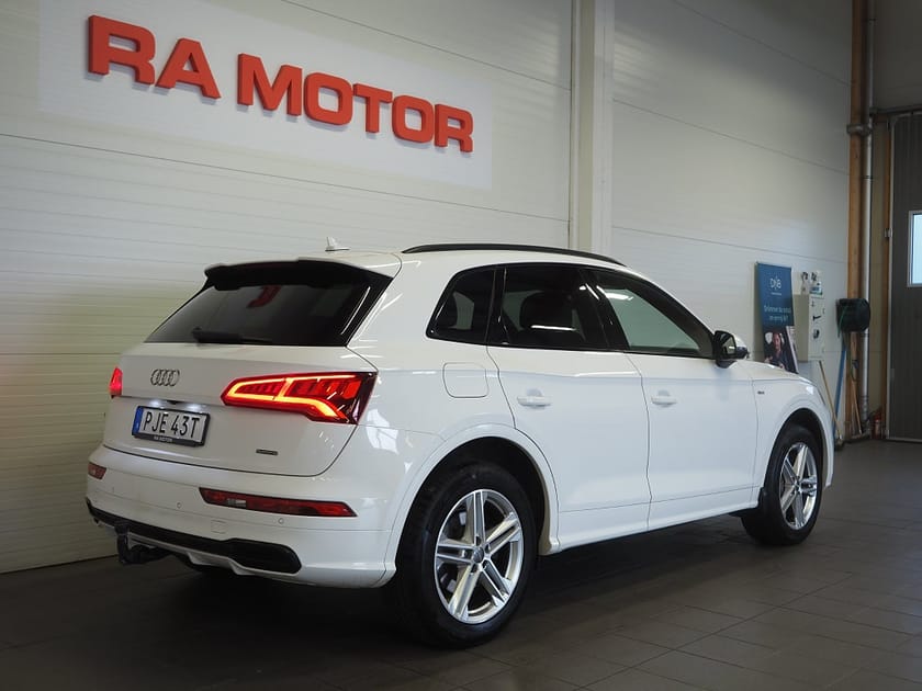 Bild 5 av Audi Q5 40 TDI quattro S Tronic S-Line Kamera D-Värm Dragkrok